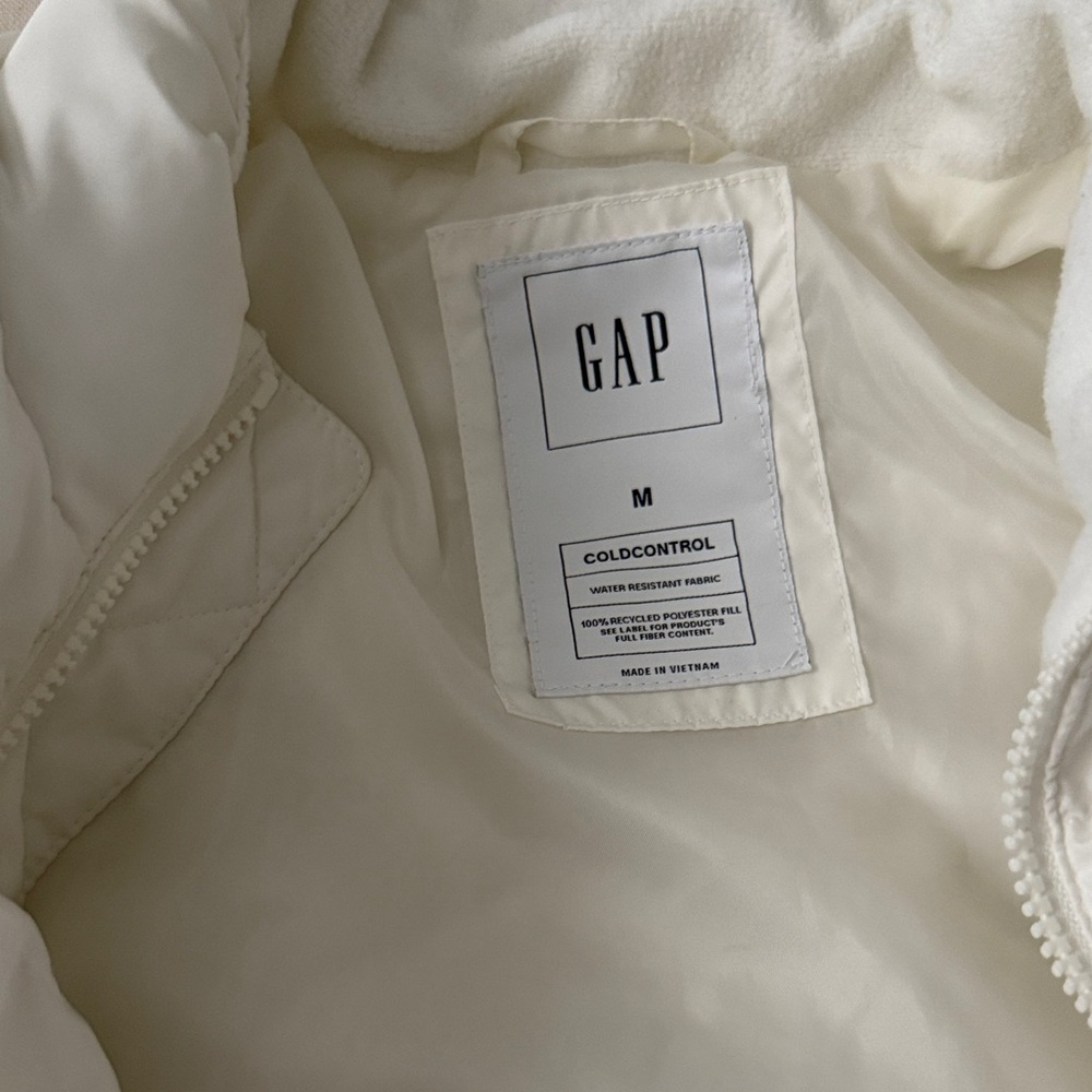 Gap White Coldcontrol Puffer Jacket - image 1